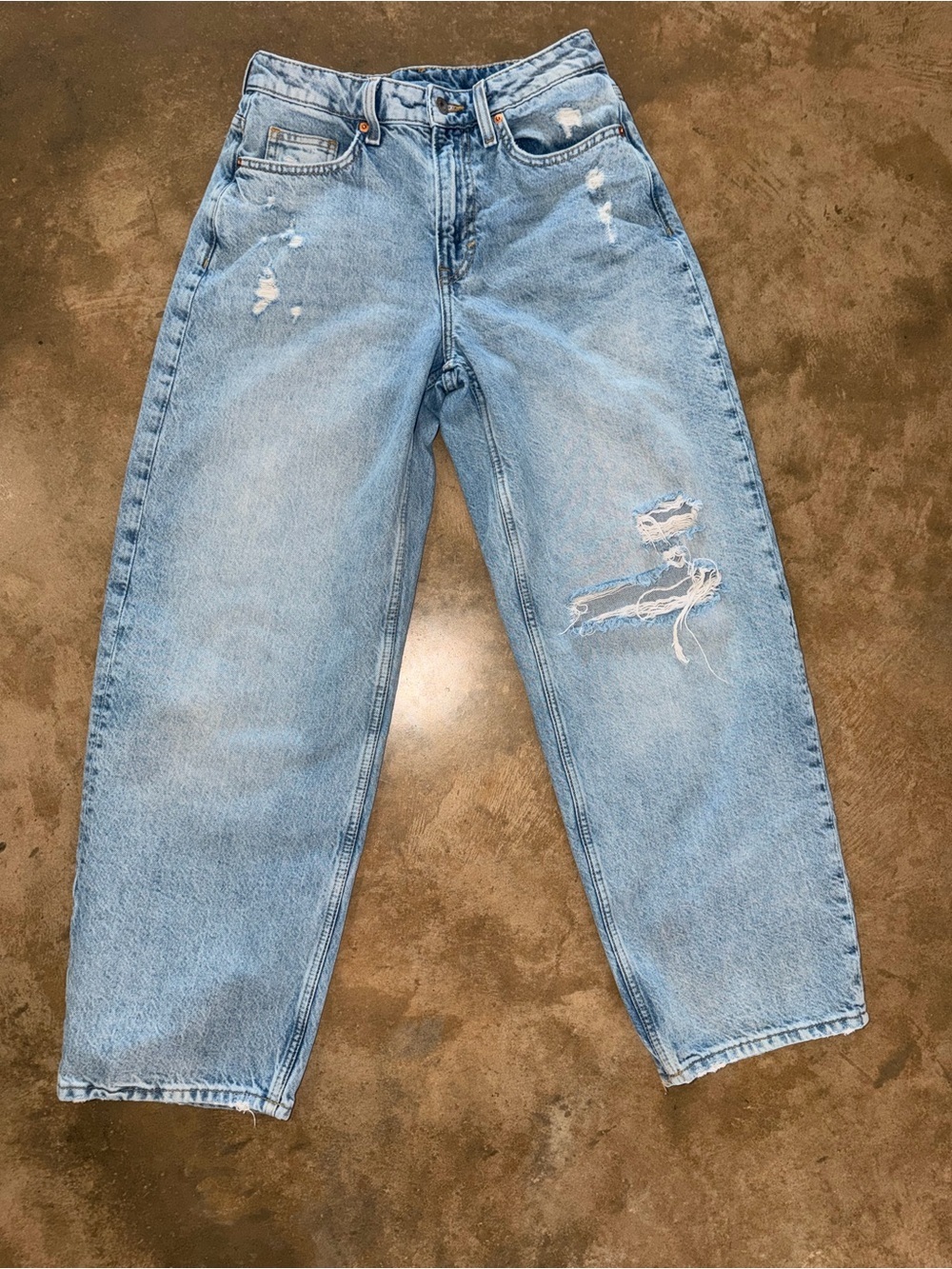 &Denim High Waist Baggy Loose Fit Distressed Jeans Size 6 Light Wash Denim